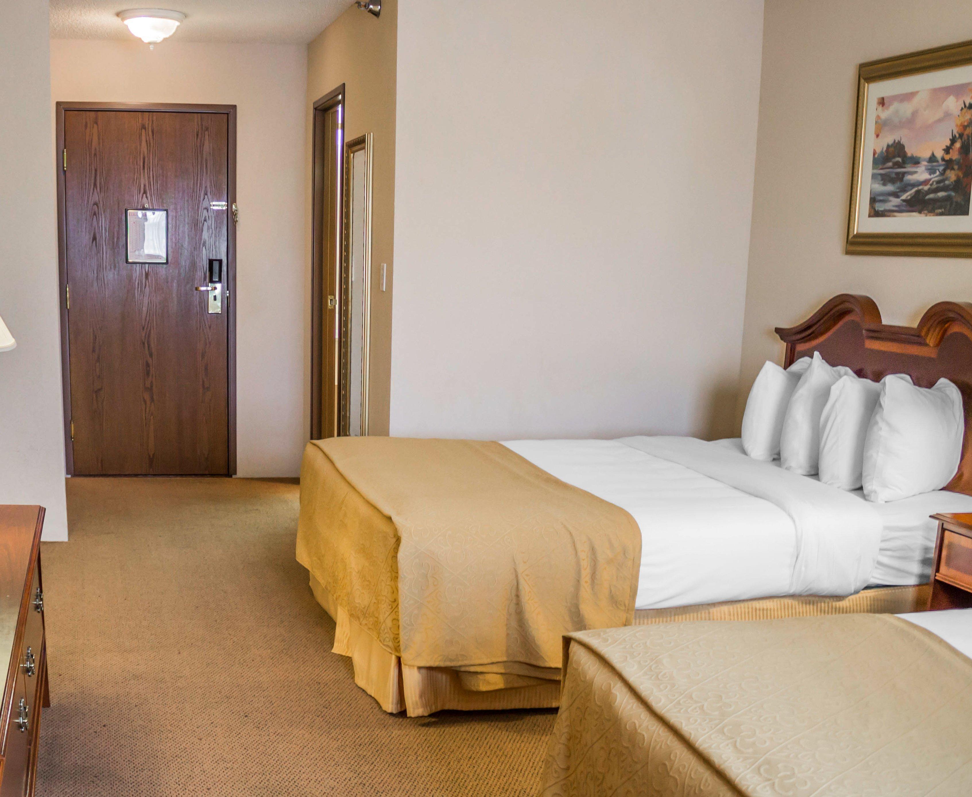 Hotel Quality & Manistique